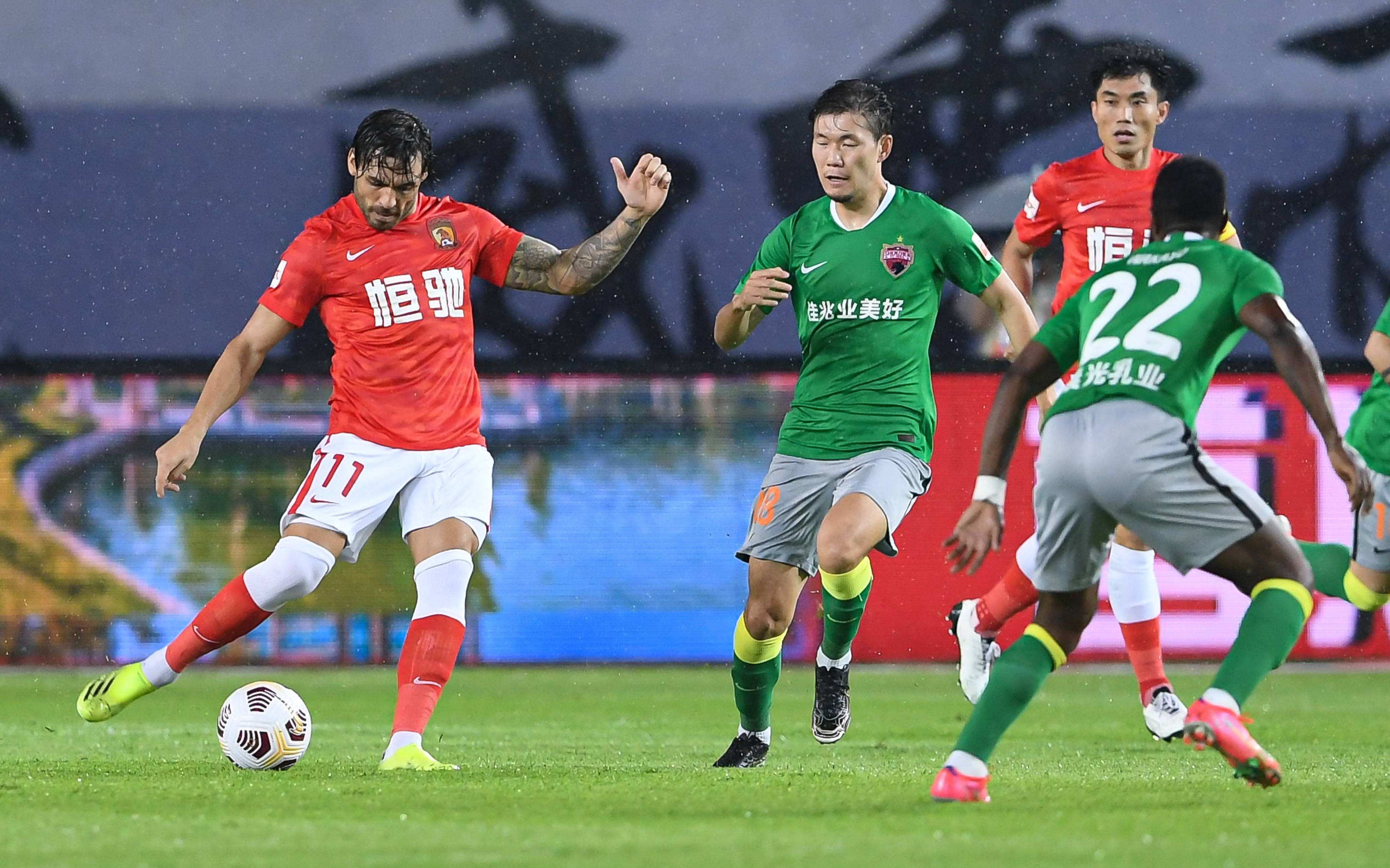 赛前孟菲斯灰熊备战中超，调整名单细节曝光，更衣室稳定，赛程密集仍需轮换的简单介绍-体育赛事